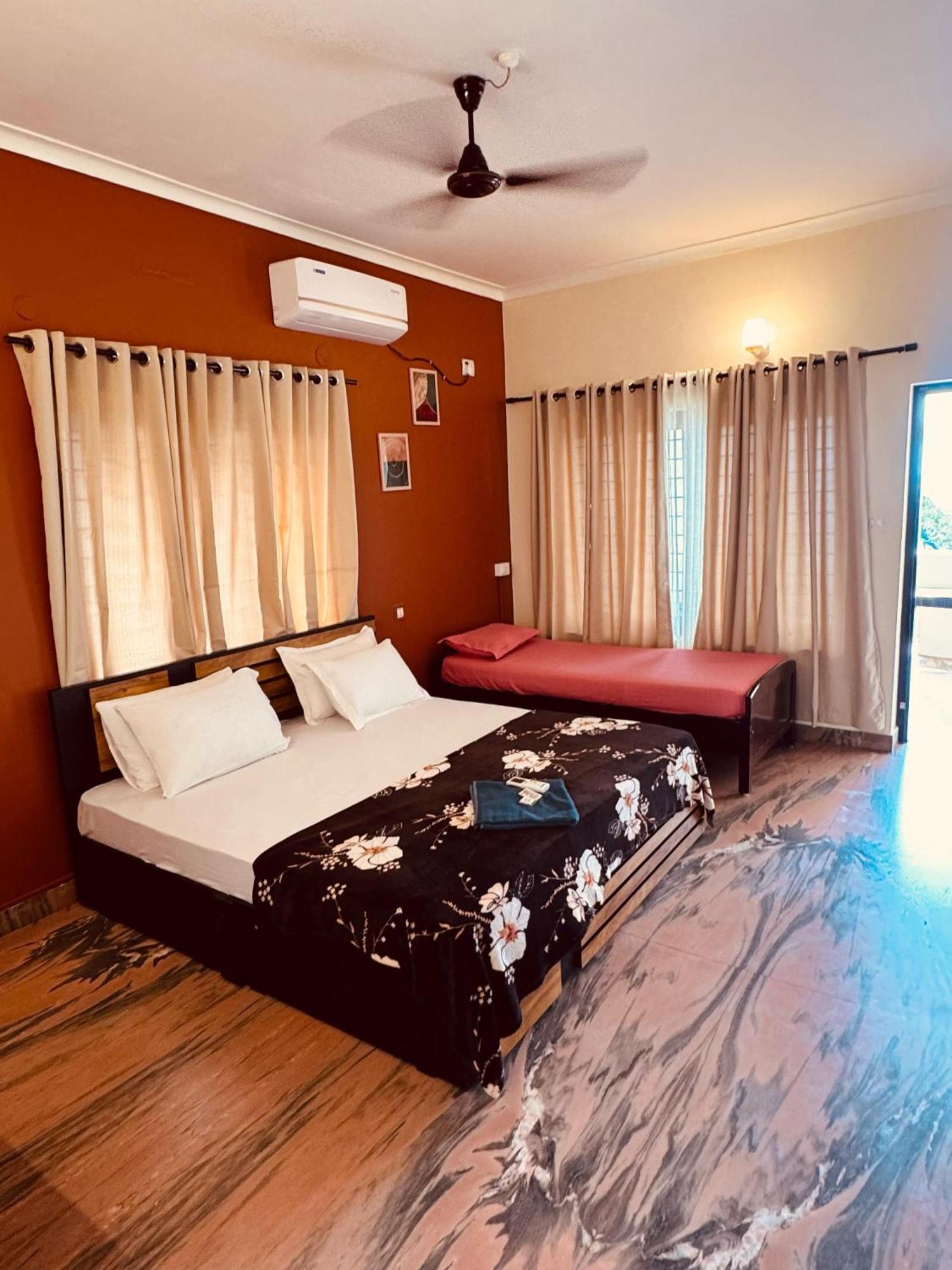 Beach View Balcony Resort By Hello Varkala Kültér fotó